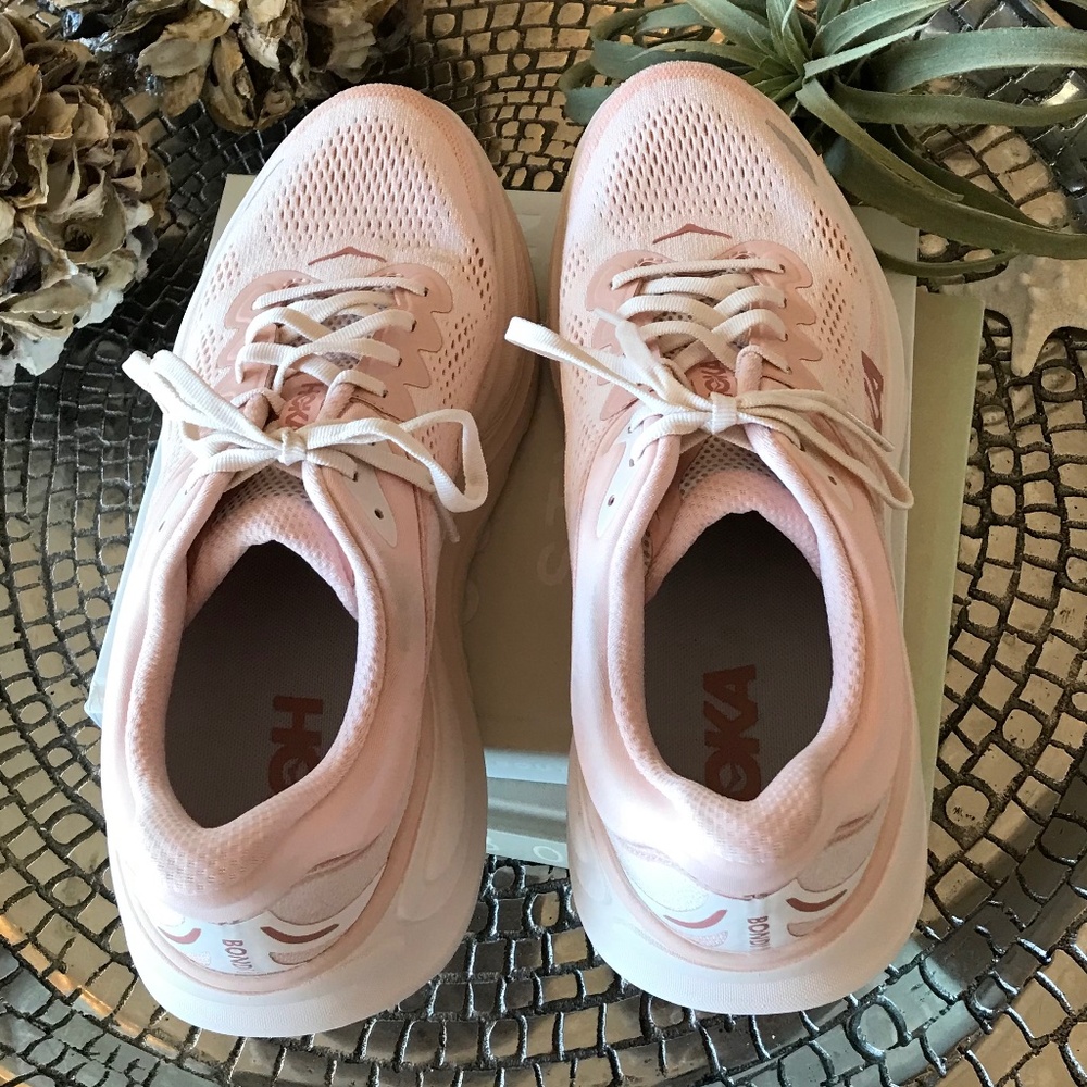 GOING FAST 🔥 HOKA BONDI 9 ROSE LATTE / ROSE CREAM - Picture 8 of 16